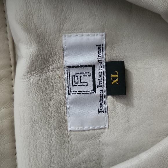 Shirt - Picture 2 of 2